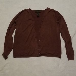 Brown light weight sweater size Medium